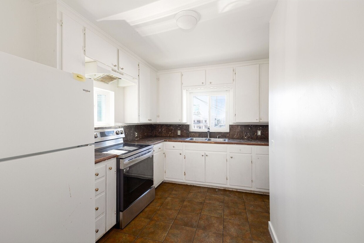 Foto principal - 634-634 A Ave