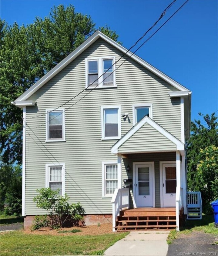 120122 Spring St Unit 122, Enfield, CT 06082 Room for Rent in