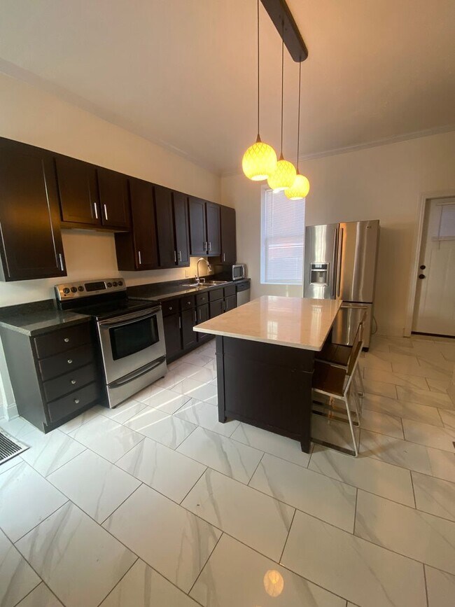 Foto del edificio - 2905 S 18th St