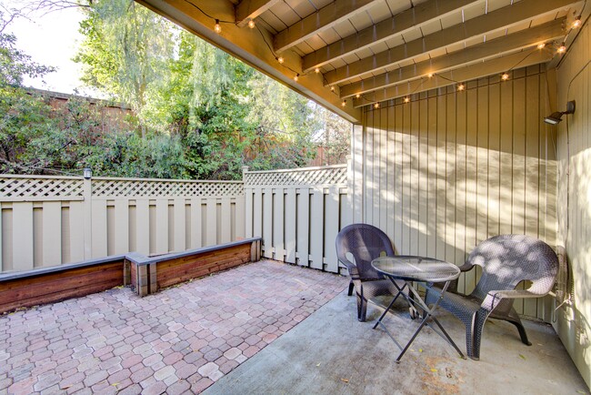 Porch, no rear neighbors - 344 Eastgate Ln