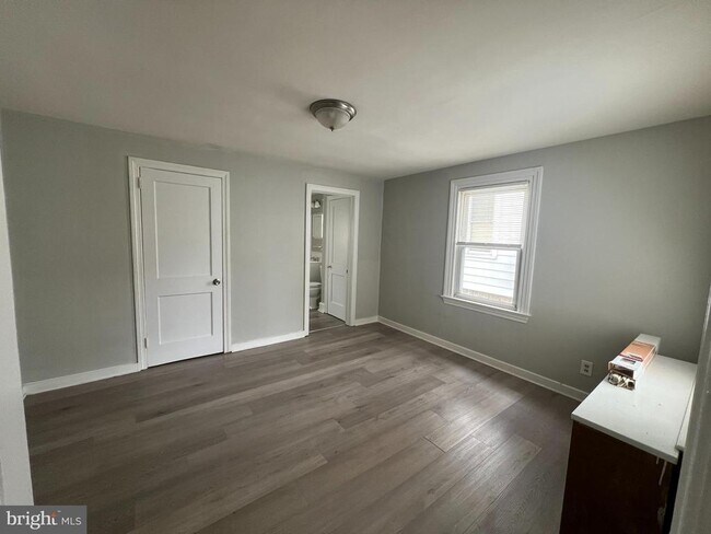 Foto del edificio - 420 Cinnaminson Ave