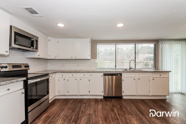 Building Photo - 2119 Fall Meadow Dr