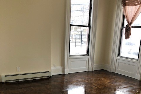 Foto principal - 251 Warburton Ave
