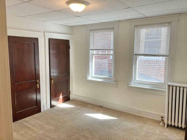 Bedroom - 633 5th Ave