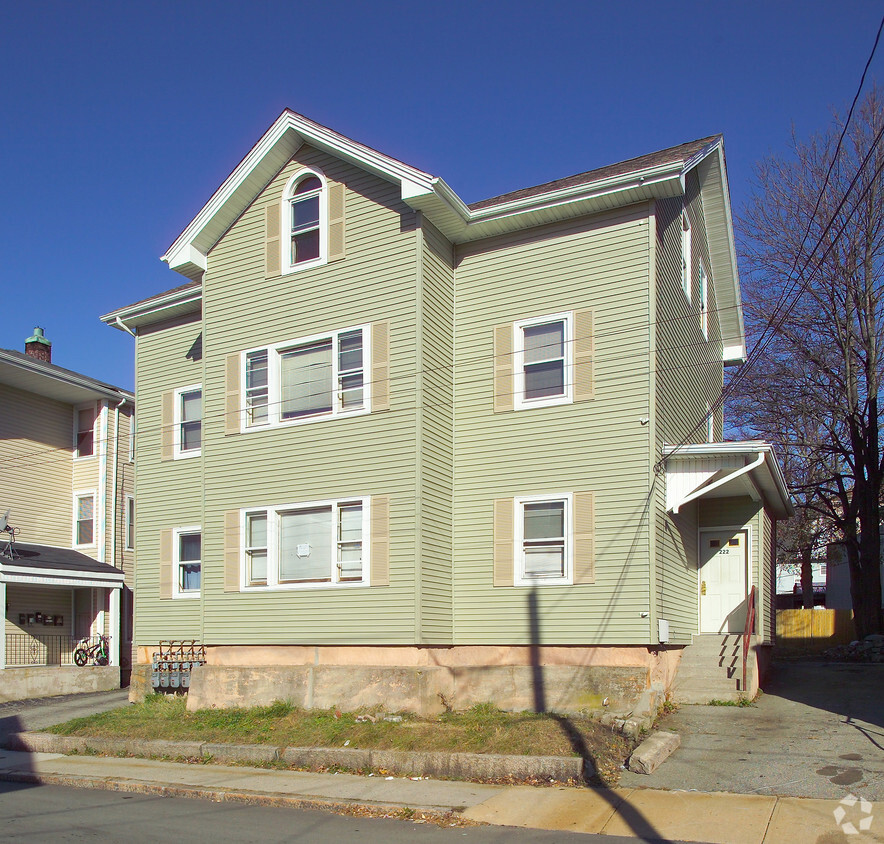 Primary Photo - 222 Franklin St