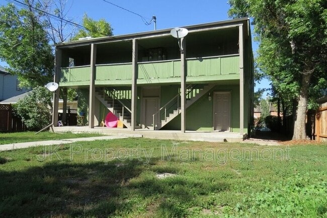 Building Photo - 608 4th Ave S