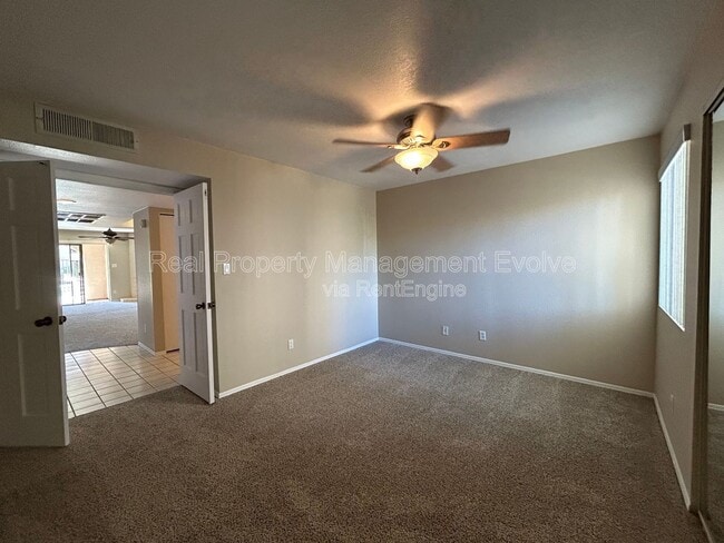 Building Photo - 9465 N 92nd St