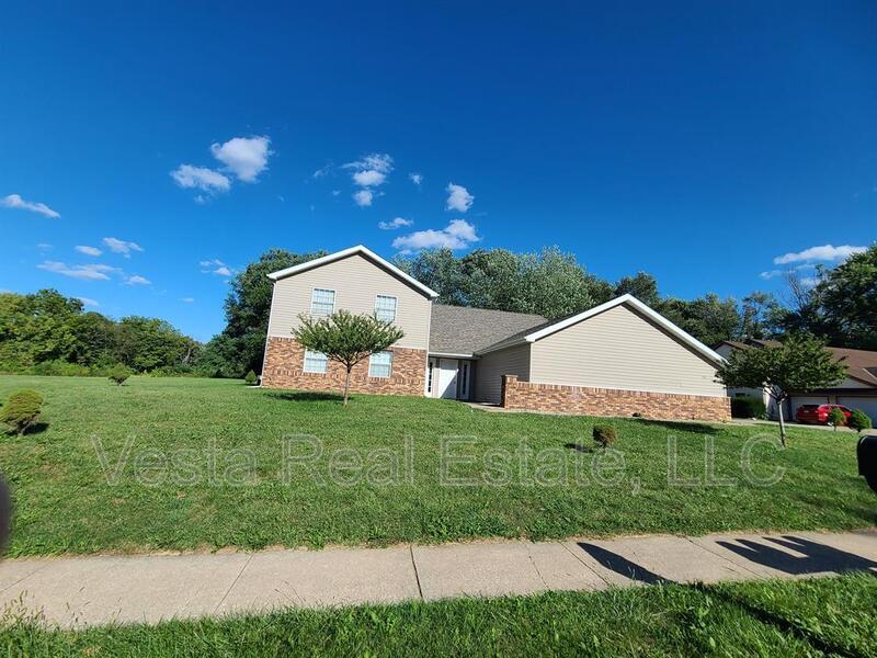 Primary Photo - 412 N Highland St