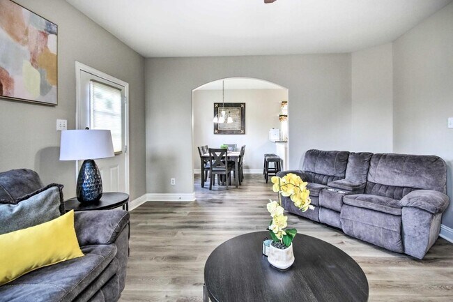 Foto del edificio - 3214 Sapphire Star Dr