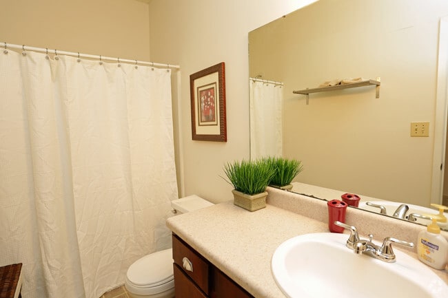 Interior Photo - Monte Sano Terrace