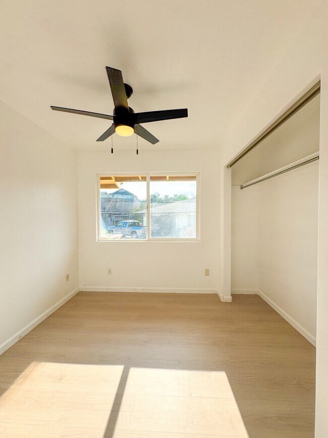 Foto del edificio - 432 Aleo Pl