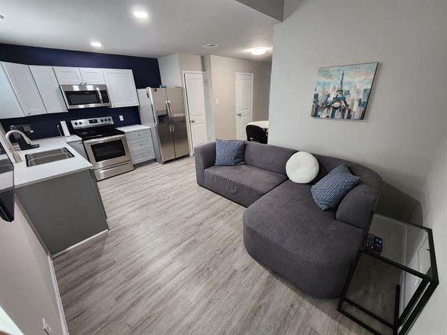 Foto del edificio - 511 Oakwood Ln