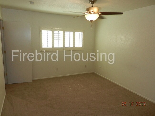 Foto del edificio - 222 W Brown Rd