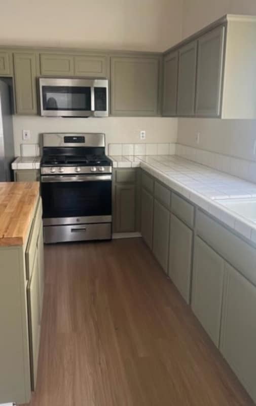 Building Photo - 1465 Venice Cir