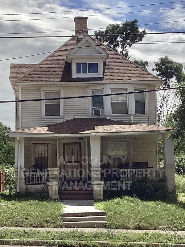 Primary Photo - 1828 Noble Rd