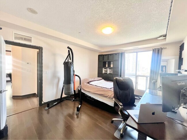 Building Photo - Modern 2-Bed, 2-Bath Fully Furnished Condo...