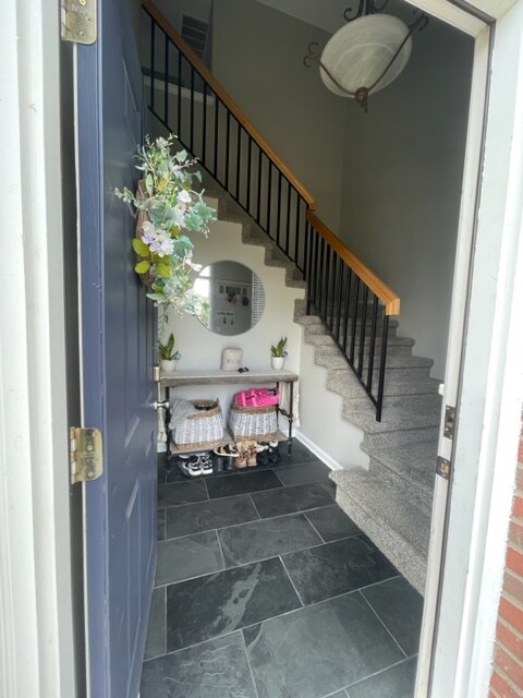 Foto del edificio - 16363 Chatham Dr