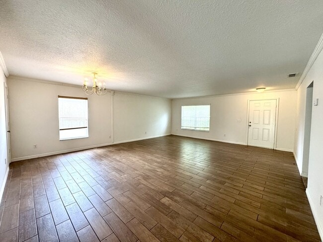 Building Photo - 15630 Sarcee Ct