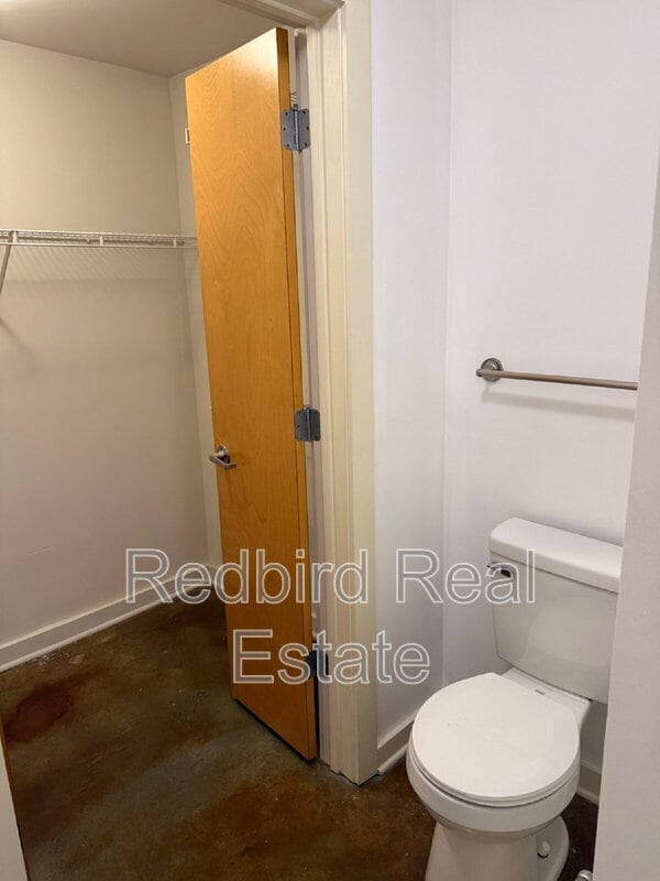 Building Photo - 1803 Broadway