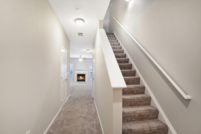 Foto del edificio - 153 Chastain Way