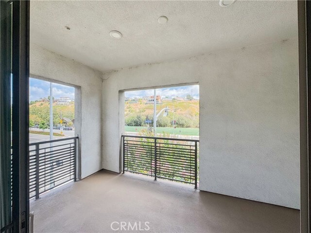 Foto del edificio - 12705 Bluff Creek Dr