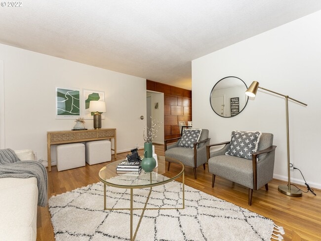 Live Simply - 8535 SW 58th Ave