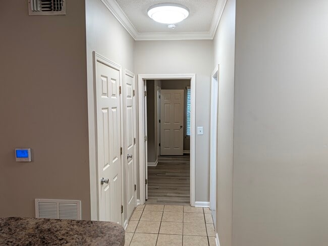Building Photo - 5106 Walden Park Dr