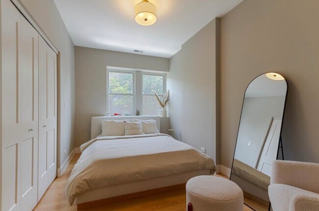 Foto del edificio - 2908 N Allen Ave