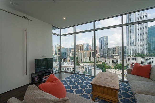 Foto del edificio - 501 West Ave