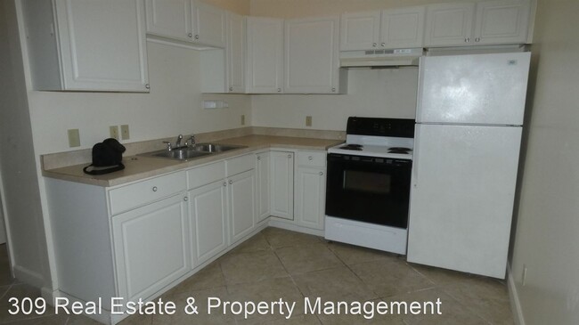 Foto del edificio - 5917 W Plank Rd