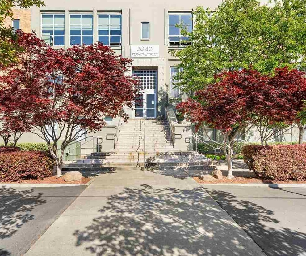 Foto principal - 3240 Peralta St