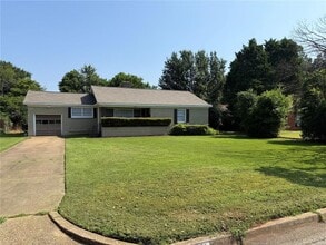 Building Photo - 2781 Ashley Ave