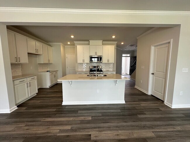 Foto del edificio - Room in Townhome on Arkose Dr