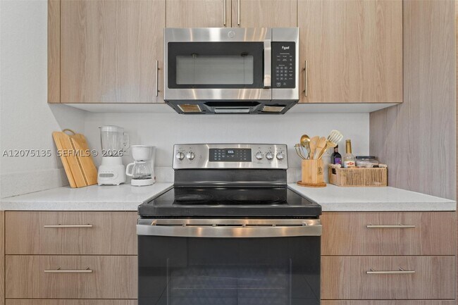 Foto del edificio - 206 NW 11th Ct