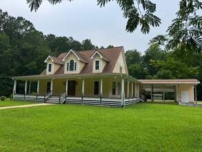 Building Photo - 748 Alligator Creek Rd