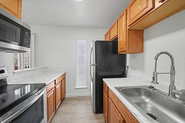 Photo - 4270 Loomis Ave Apartment