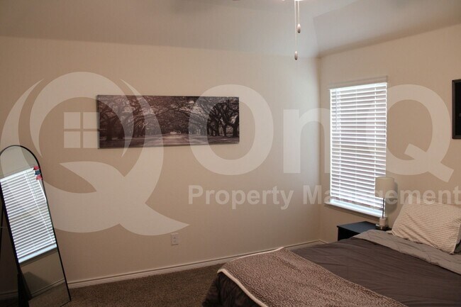 Foto del edificio - 1604 Silver Landing Trail