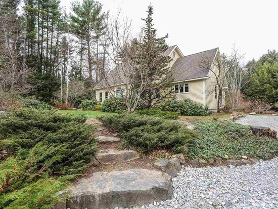 Primary Photo - 12 Stoney Brook Rd