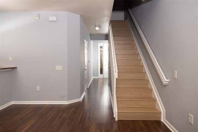 Foto del edificio - 4789 Preserve St