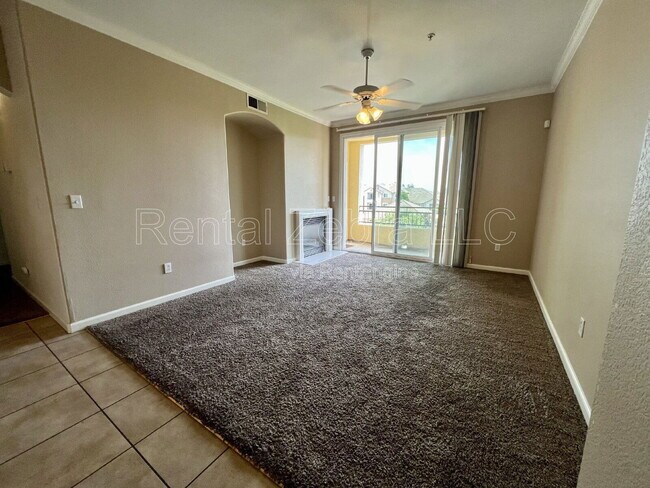 Foto del edificio - 1360 Shady Ln