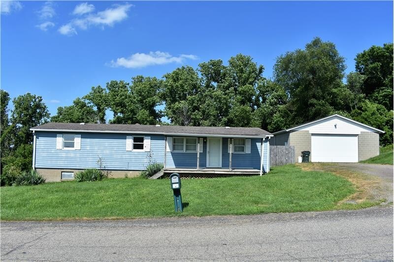 Primary Photo - 36 Township Rd 184