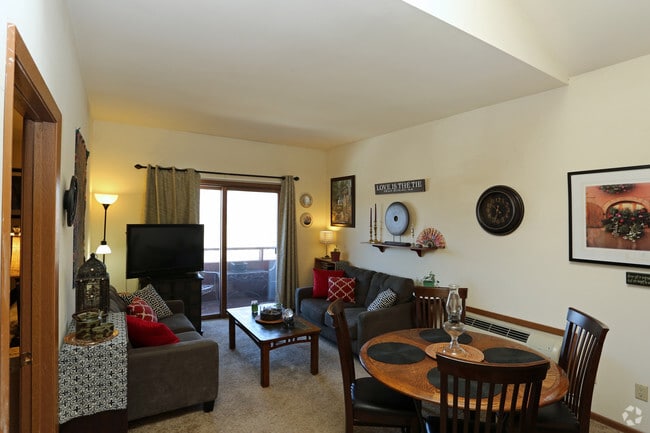 Sala de estar - Big Sky Manor & High Point Manor