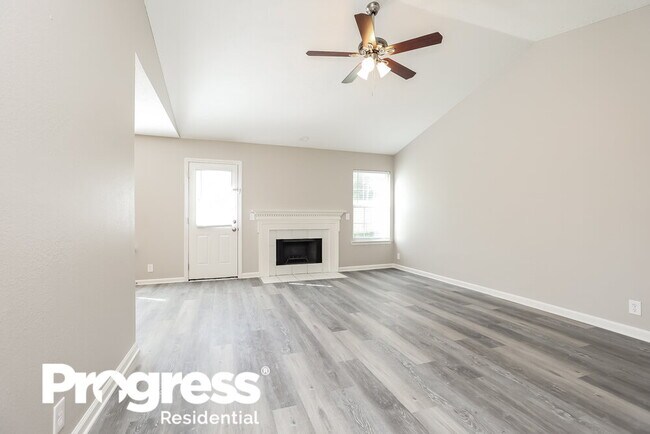 Building Photo - 849 Lavergne Ln