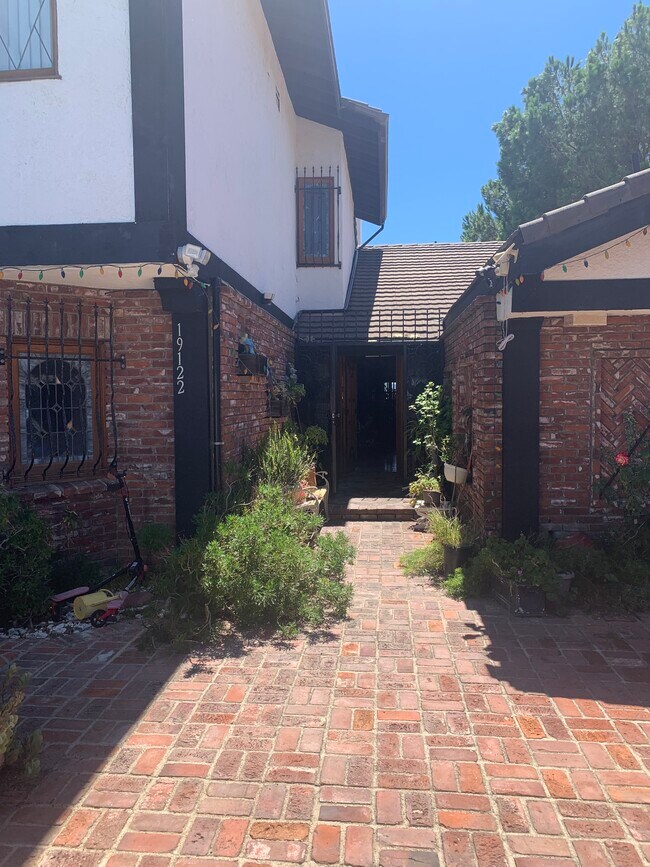 19122 Clymer St, Porter Ranch, CA 91326 House Rental in Porter Ranch