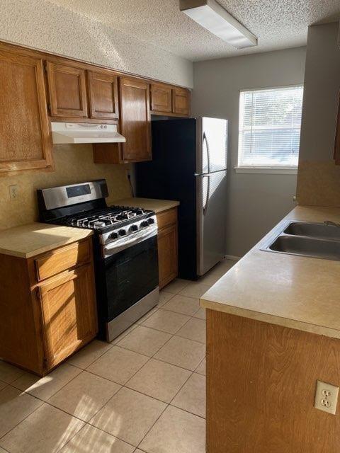 Building Photo - 12800 Chromite St