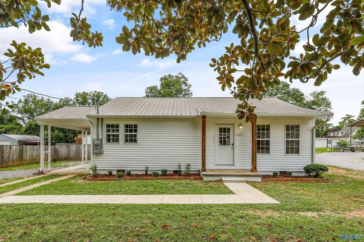 Primary Photo - 122 Chestnut Rd