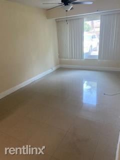 Foto del edificio - 3 br, 2 bath House - 4617 SW 24th Ave