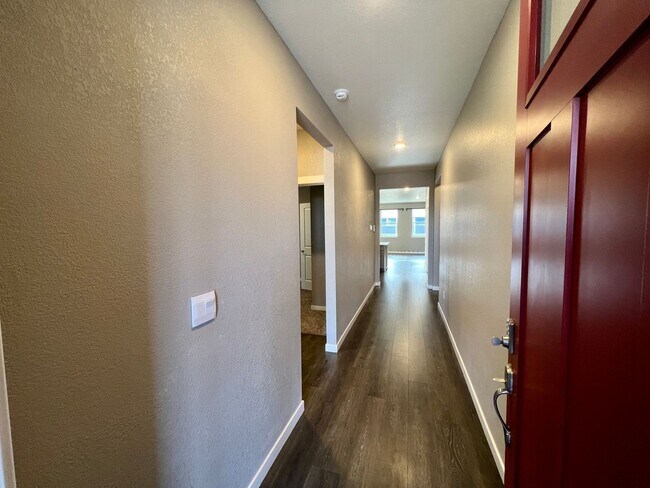 Foto del edificio - 6130 B Street Rd