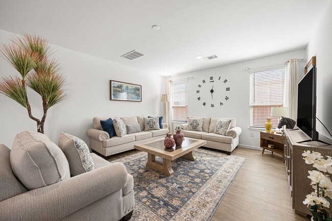 Building Photo - 8207 Star Ter Dr