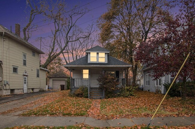 Photo - 809 Westmoreland Ave House